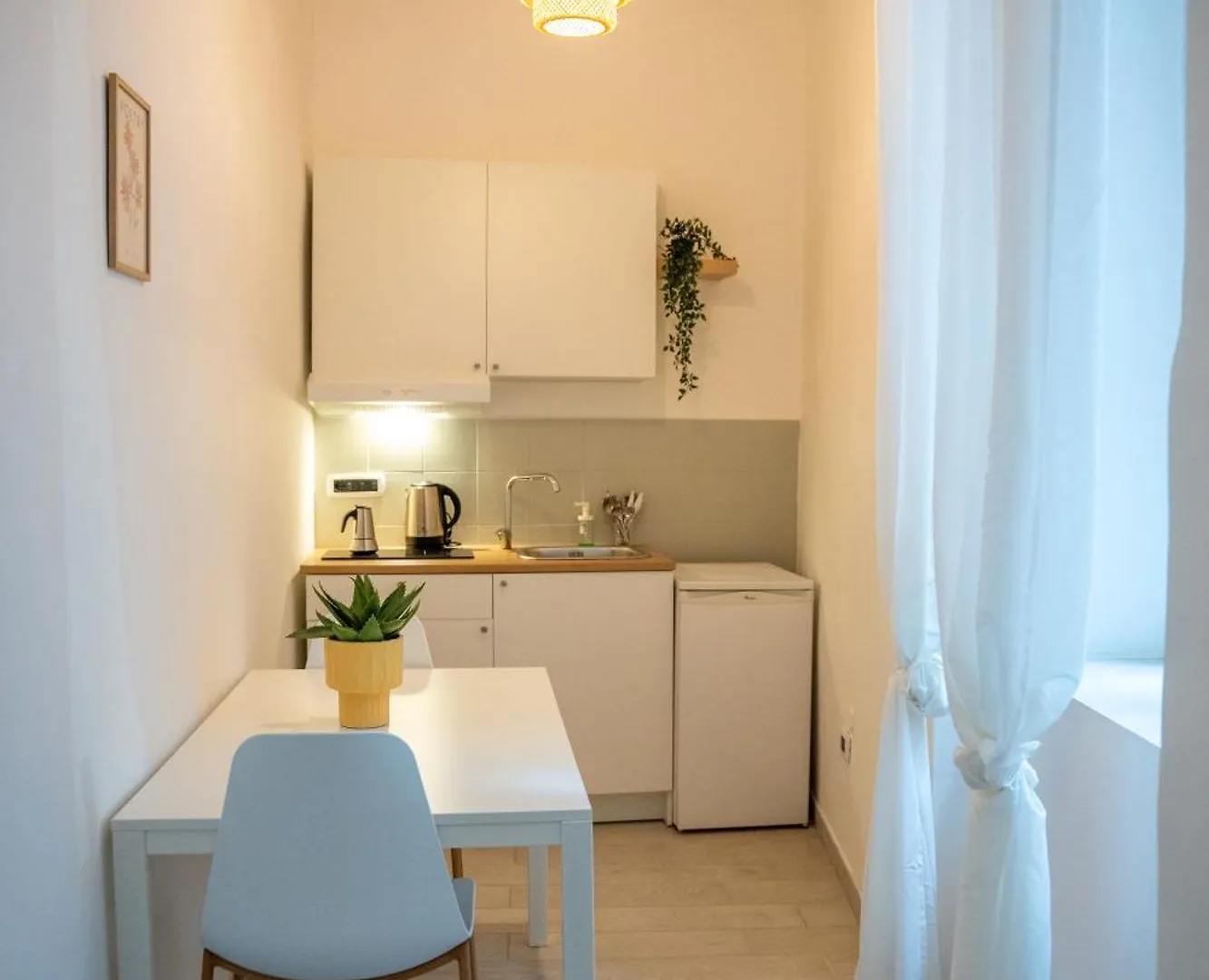 Cozy Historical Nest Apartment Naples Italy